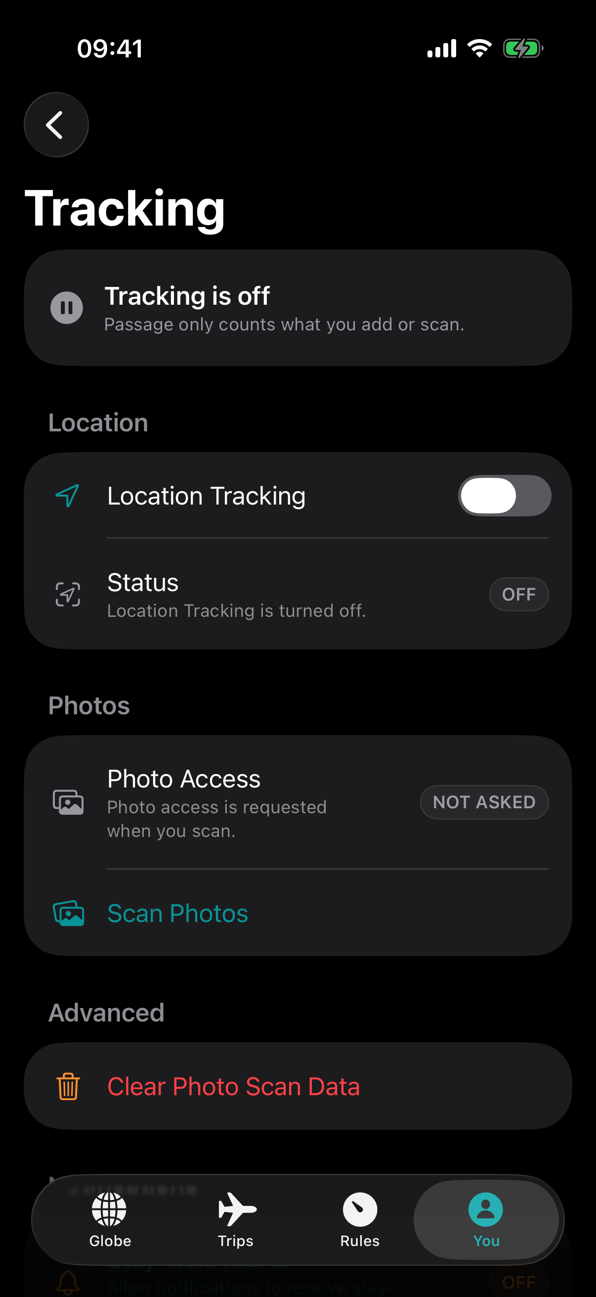 Passage Tracking screen with location and photo collection controls.